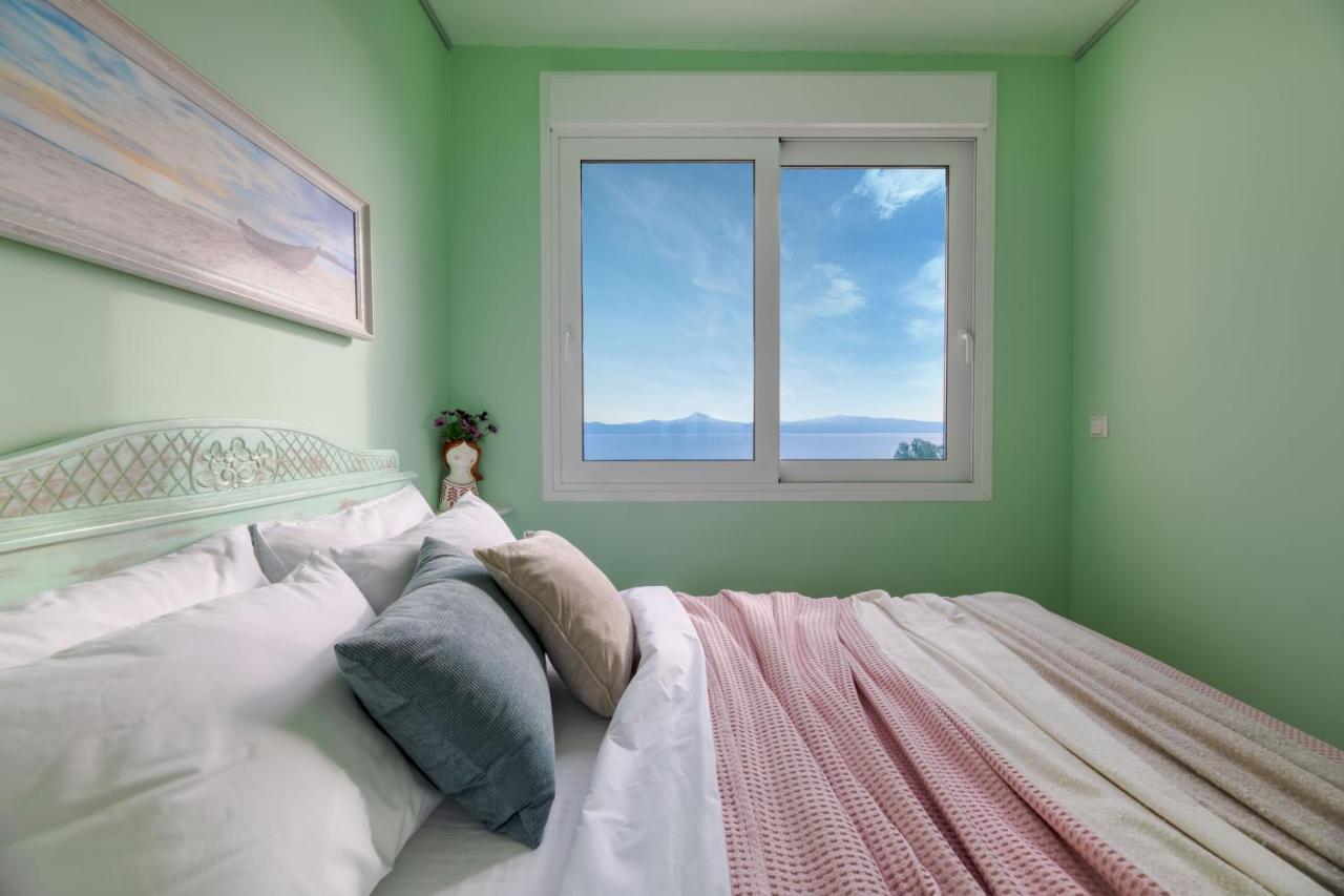 Lydia'S Luxury Apartment Loutraki  Luaran gambar